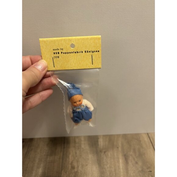 Vintage VEB Puppenfabrik Konigsee GDR 3" Miniature Rubber New In Package - Picture 5 of 5